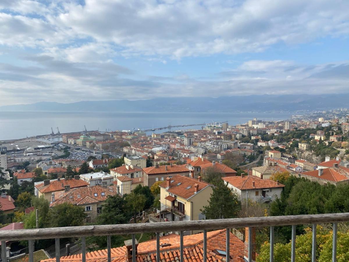 Linden Trsat With Balcony Lejlighed Rijeka Eksteriør billede
